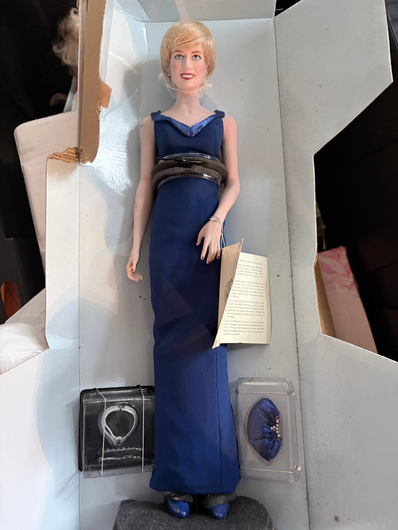 Franklin Mint Princess Diana Porcelain Portrait Doll