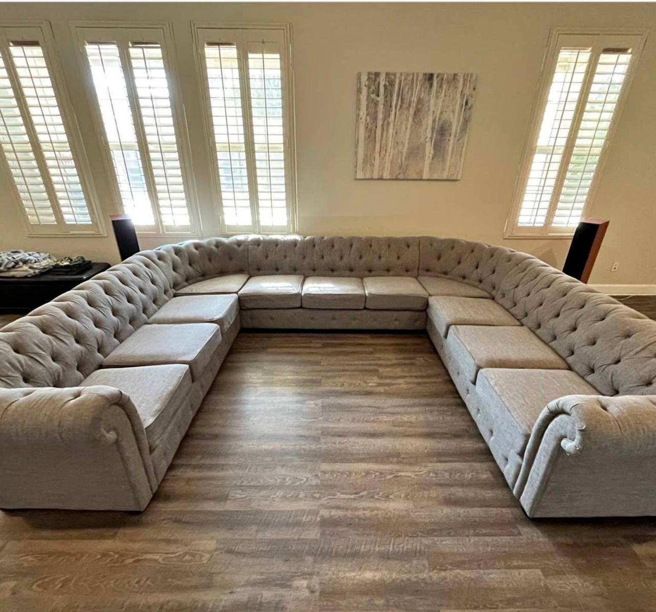 Tufted U-Shaped Sectional Sofa