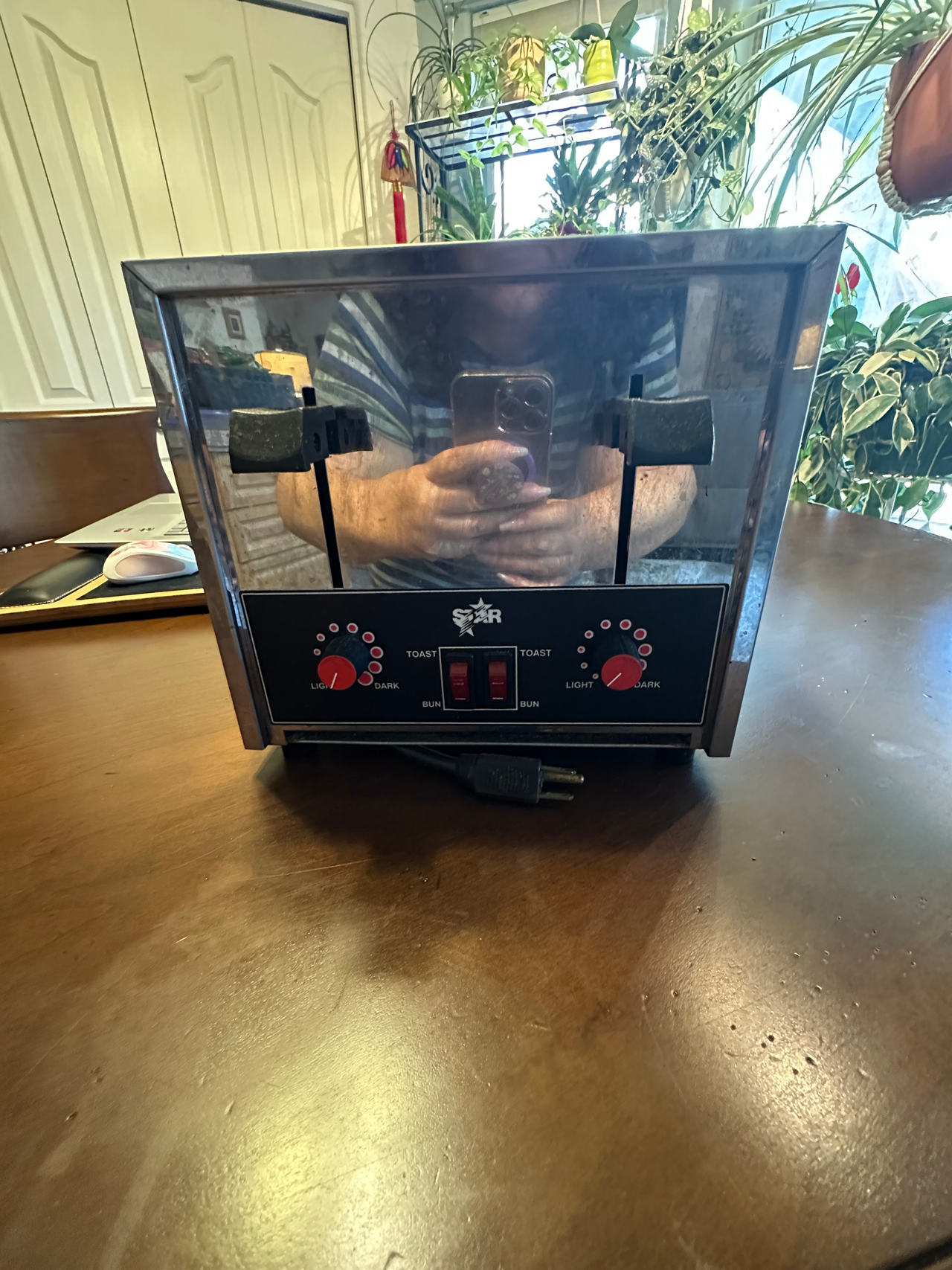 Star Manufacturing Commercial Pop-Up Toaster