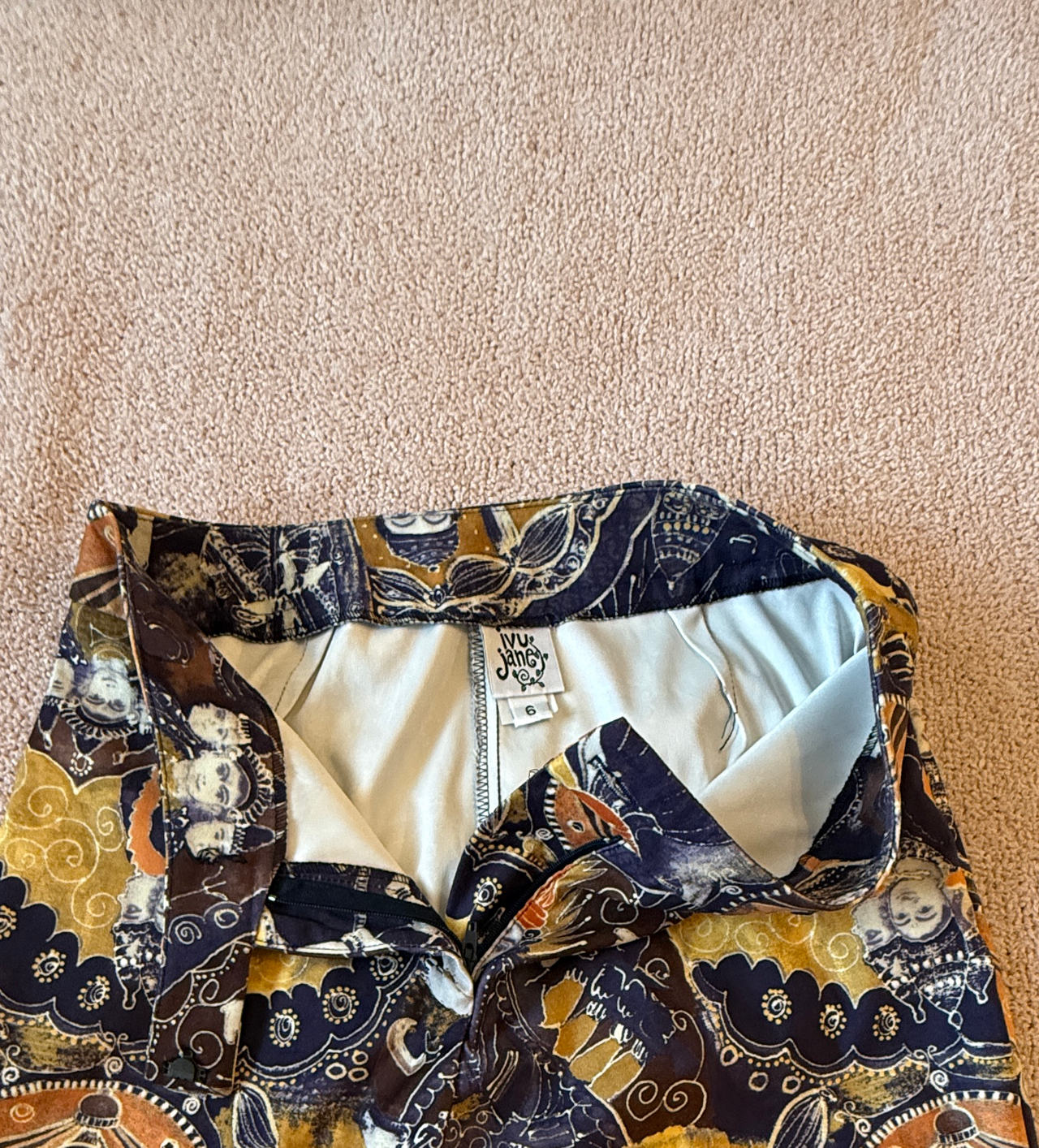 Ivy Jane Novelty Print Pants Size 6