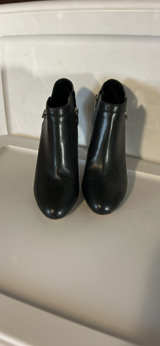 Vince Camuto Black Leather Ankle Boots - Image 6
