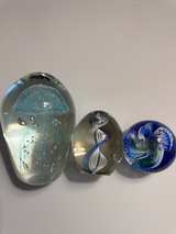 Lot of 3 Art Glass Paperweights - Jellyfish & Swirl Designs - Image 5