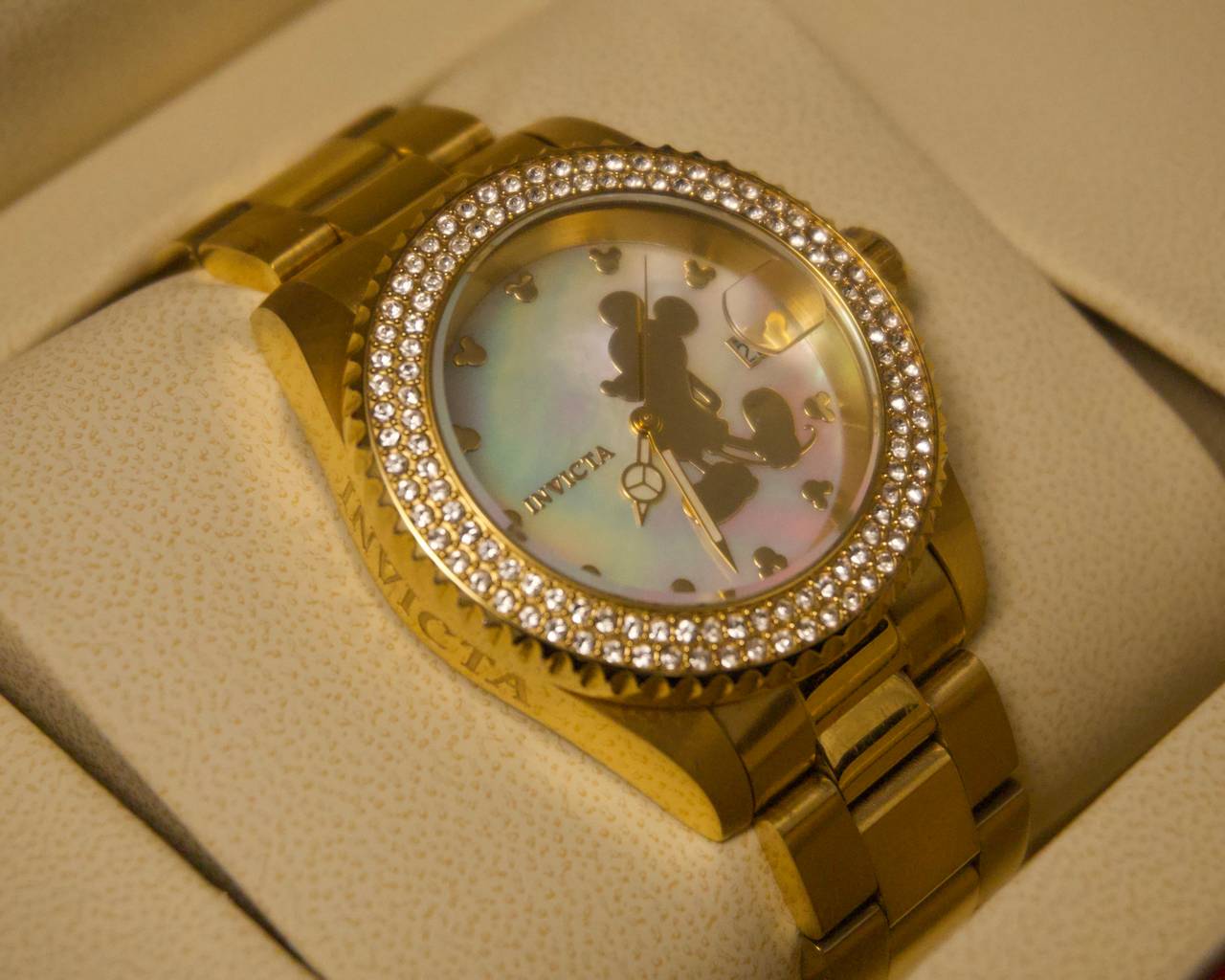 Invicta Disney Limited Edition Mickey Mouse – Gold MOP Dial, Crystal-Bezel