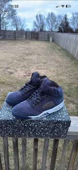 Air Jordan 5 Retro SE Midnight Navy - Image 2