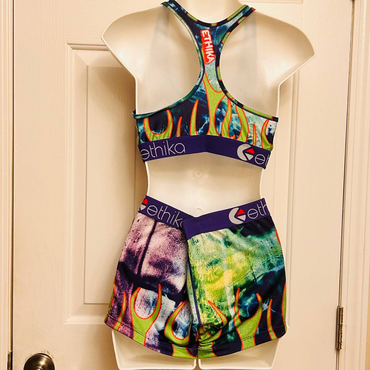 Ethika Women's Skull and Flames Sports Bra and Shorts Set