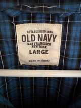 Old Navy Men's Plaid Long Sleeve Shirt - Image 4