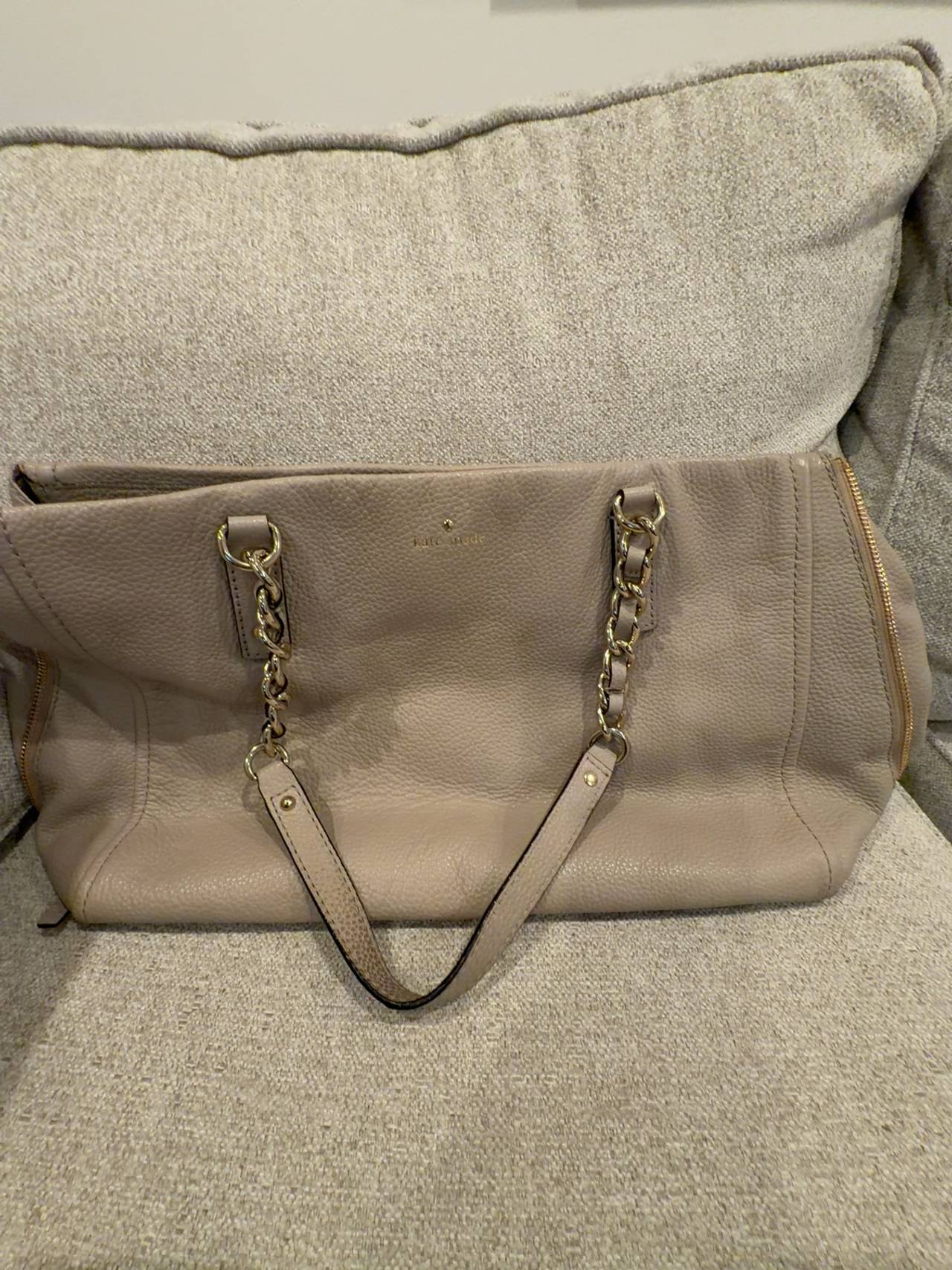 Kate Spade Taupe Leather Chain Link Shoulder Bag