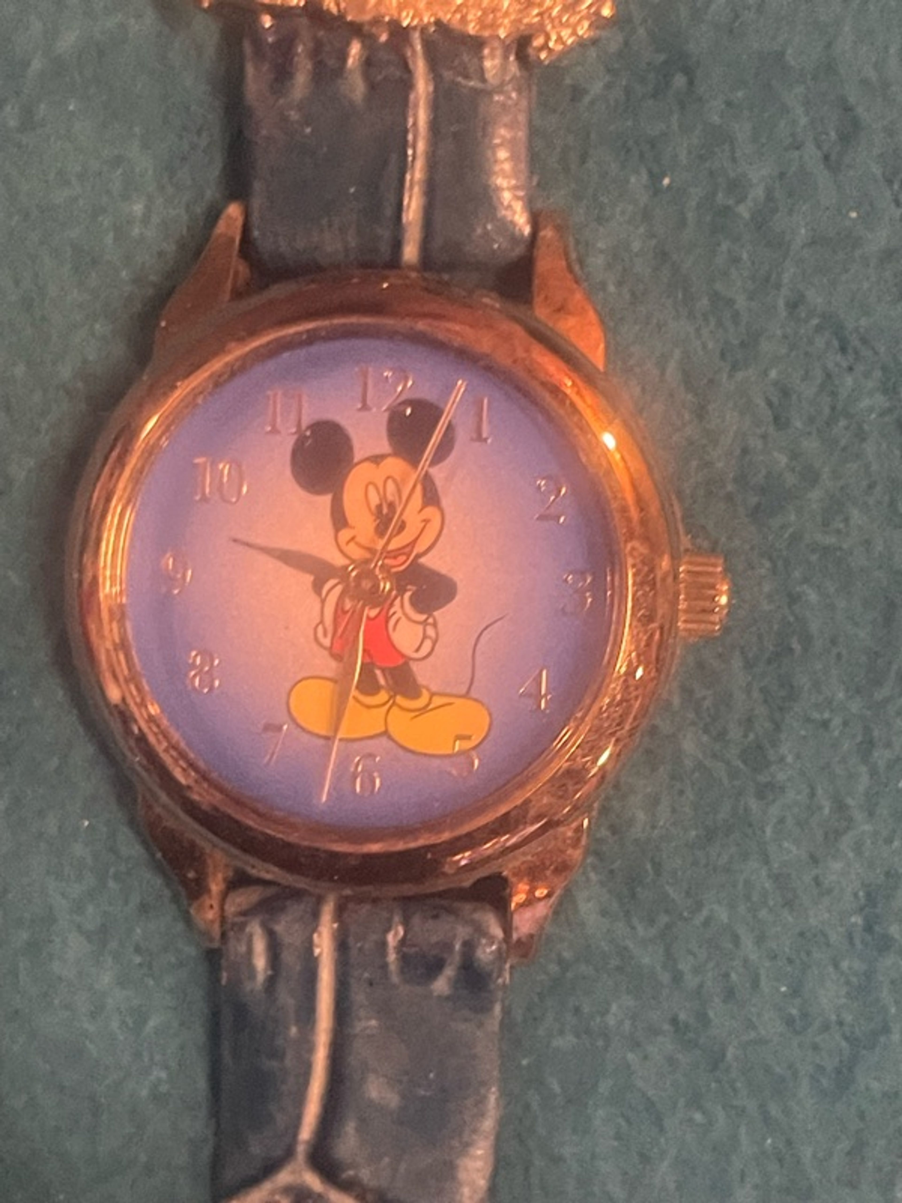 Lorus Mickey Mouse Watch Blue Mother-of-Pearl Dial