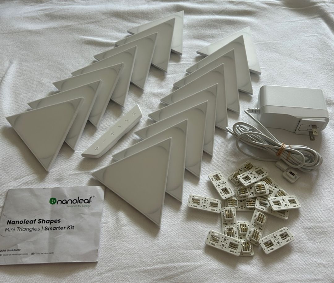 Nanoleaf Shapes Triangles Smarter Kit (7 Panels)
