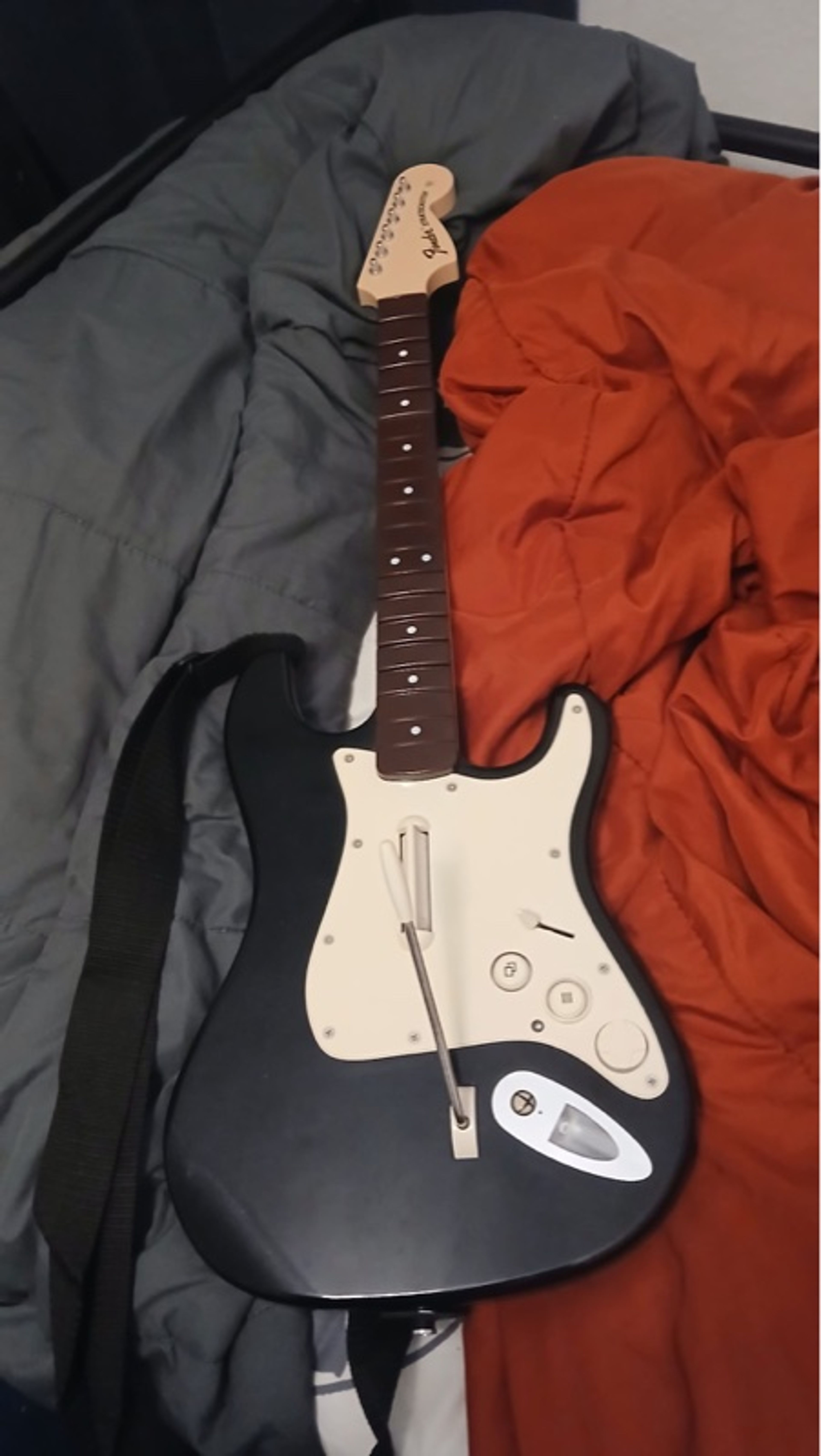 Rock Band 4 Wireless Guitar Fender Stratocaster for Xbox One