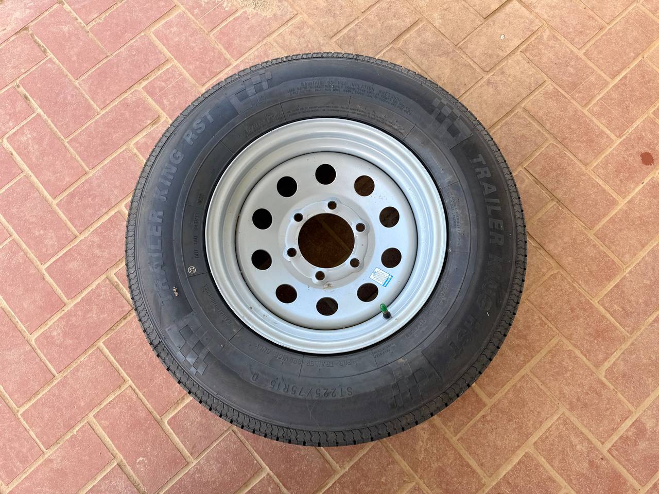 Trailer King RST ST225/75R15 Tire and Wheel Assembly