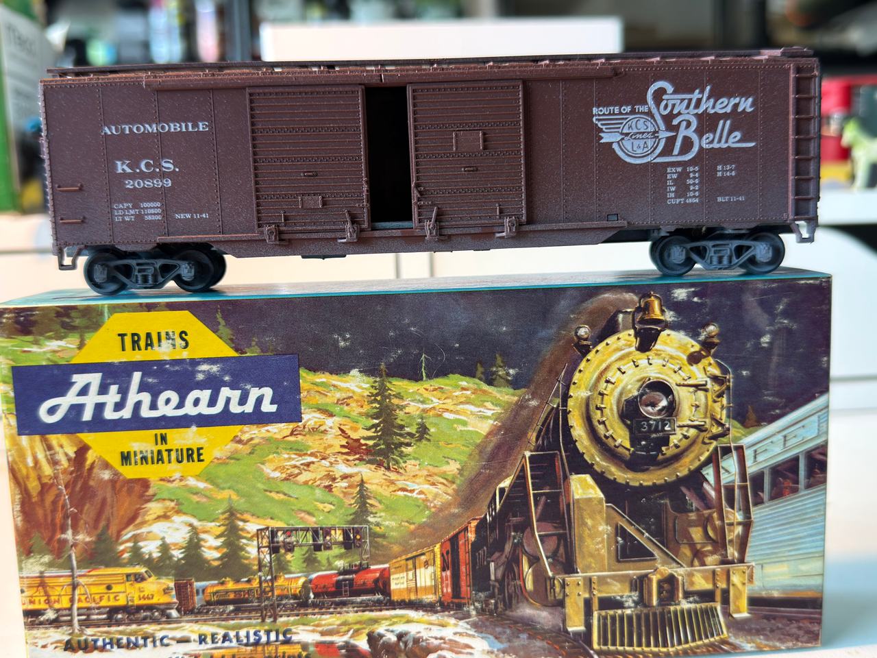 Athearn HO Scale KCS Southern Belle Double Door Boxcar