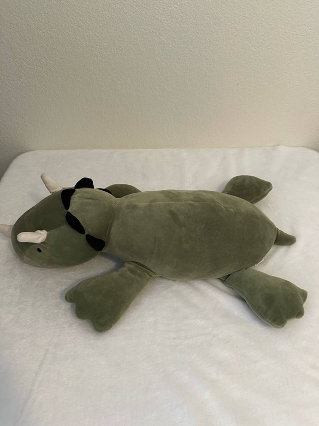 Pillowfort Dinosaur Weighted Plush Throw Pillow – Green