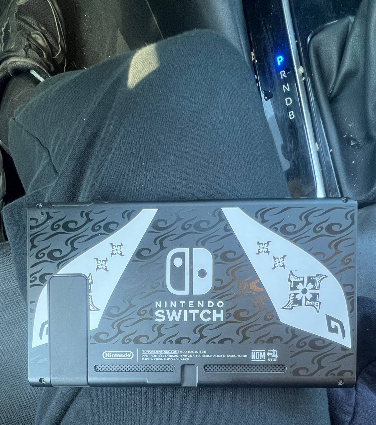 Nintendo Switch Monster Hunter Rise Edition Console
