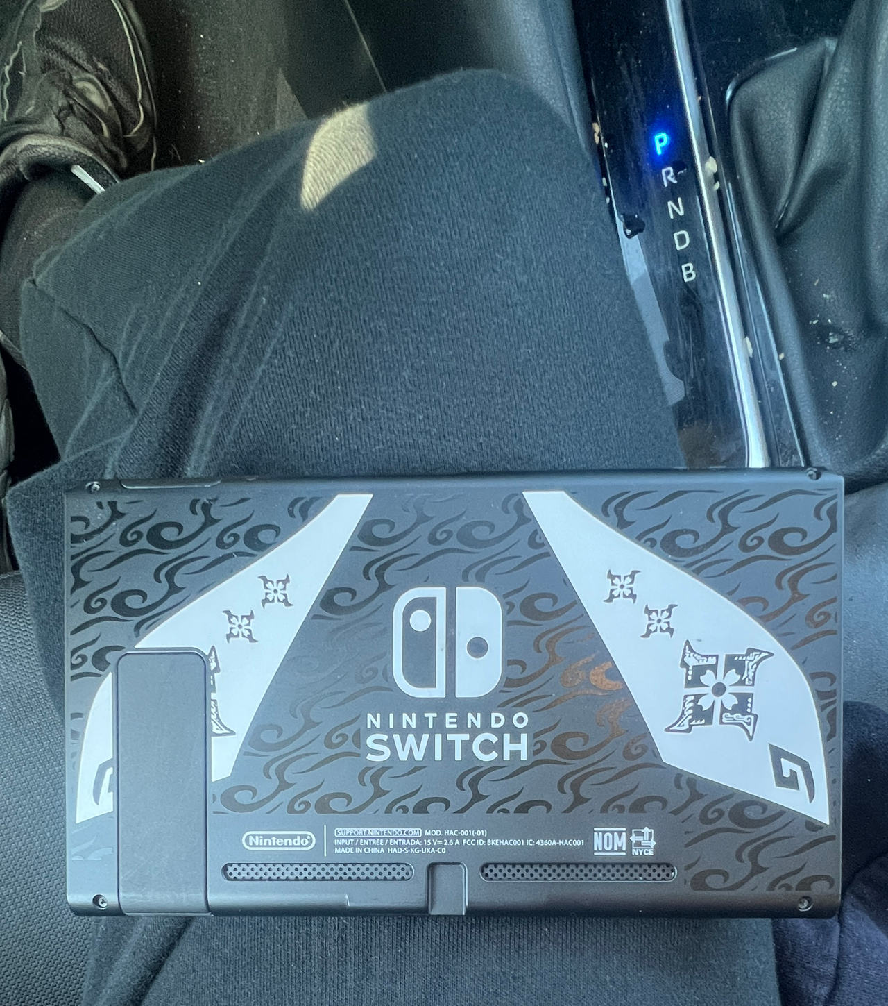 Nintendo Switch Monster Hunter Rise Edition Console