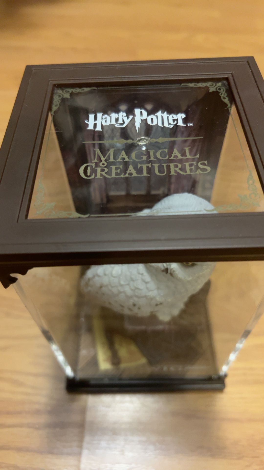 Noble Collection Harry Potter Hedwig Owl Figurine