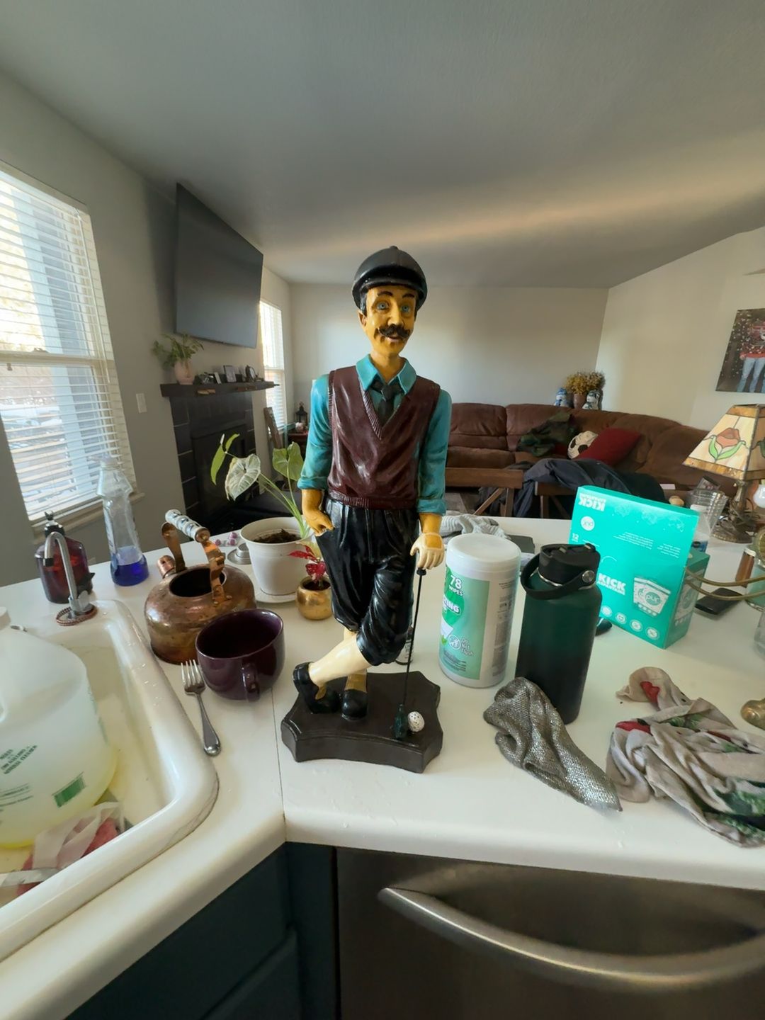 Vintage Golfer Statue 24-inch Resin