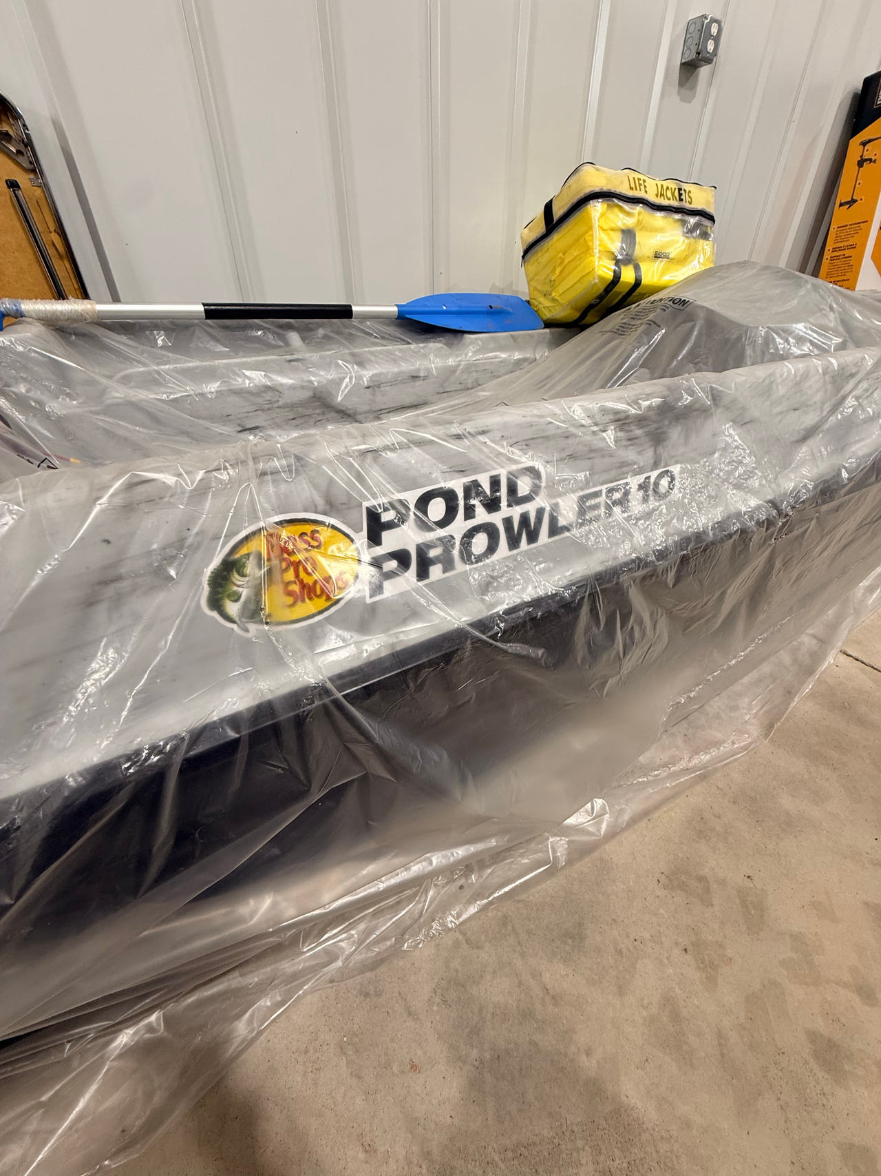 Bass Pro Shops Pond Prowler 10 Fishing Boat