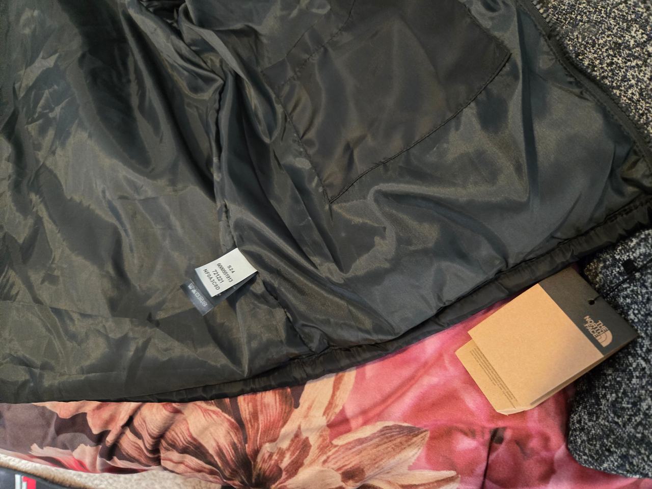 The North Face 1996 Retro Nuptse Jacket medium fit.