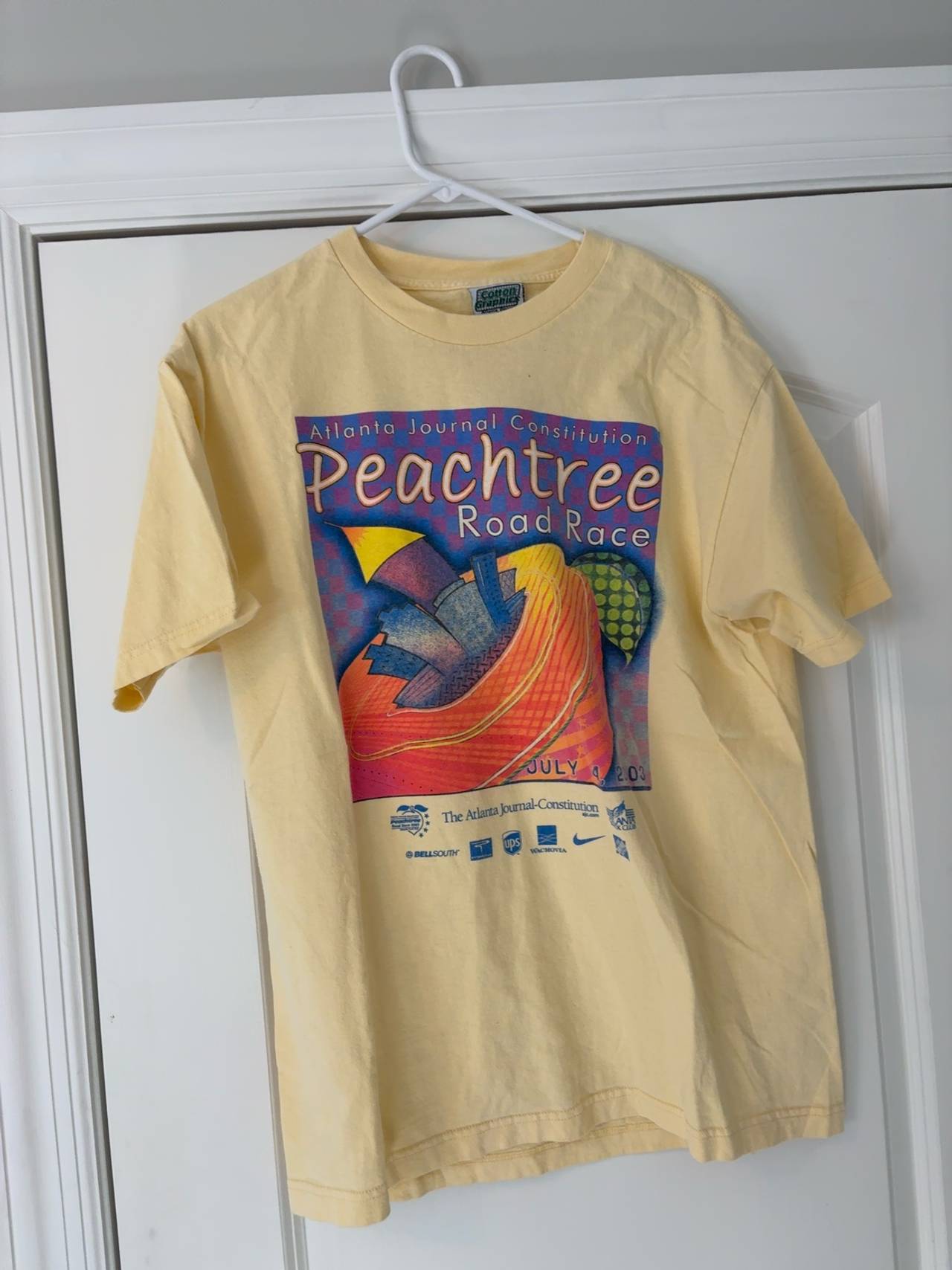 Nike Peachtree Road Race Vintage T-Shirt. 

Large