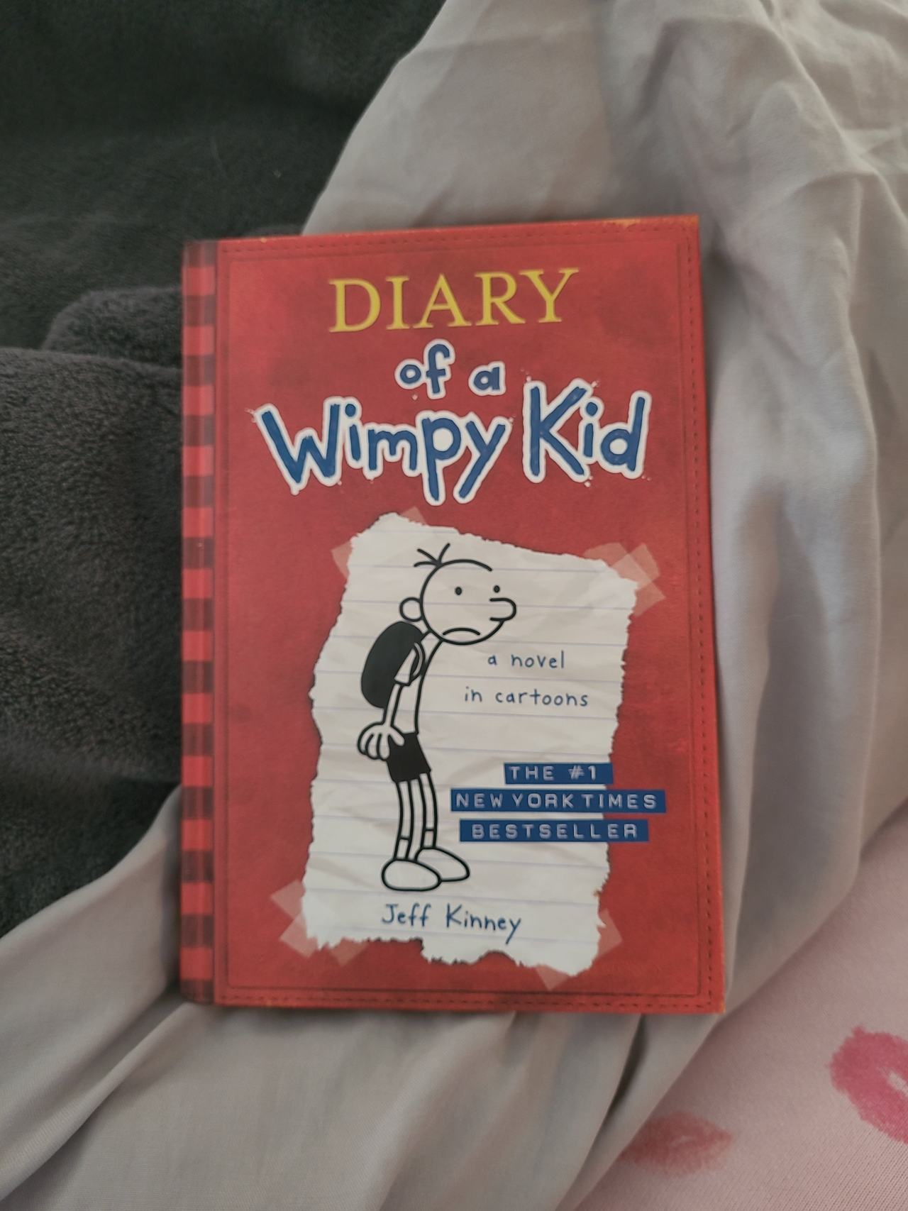 Diary of a Wimpy Kid (Book 1) Hardcover