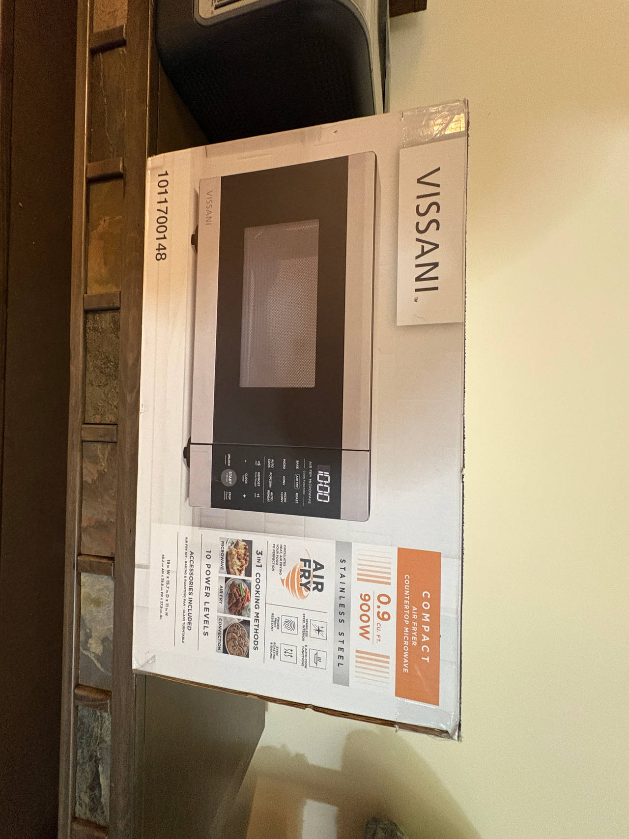 Vissani Compact Microwave Oven with Air Fry