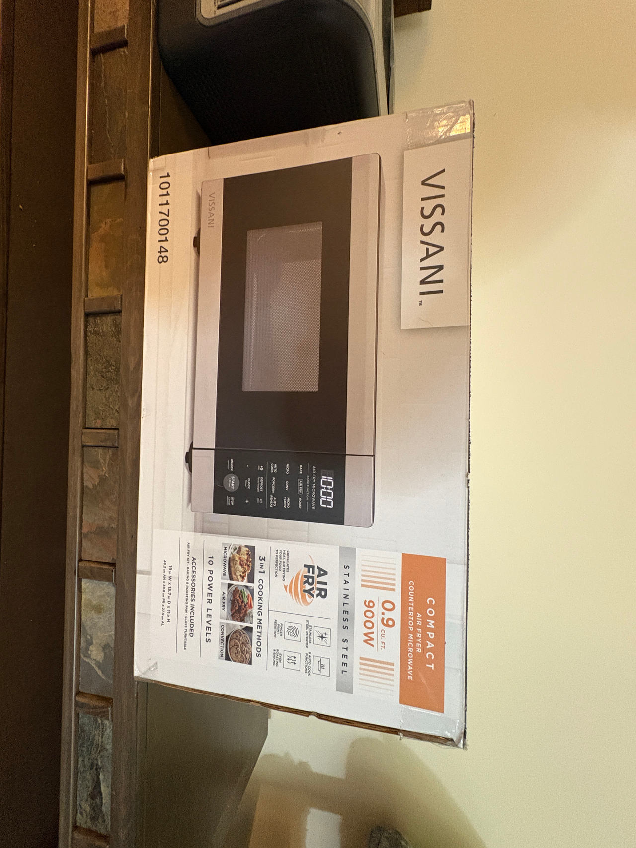 Vissani Compact Microwave Oven with Air Fry