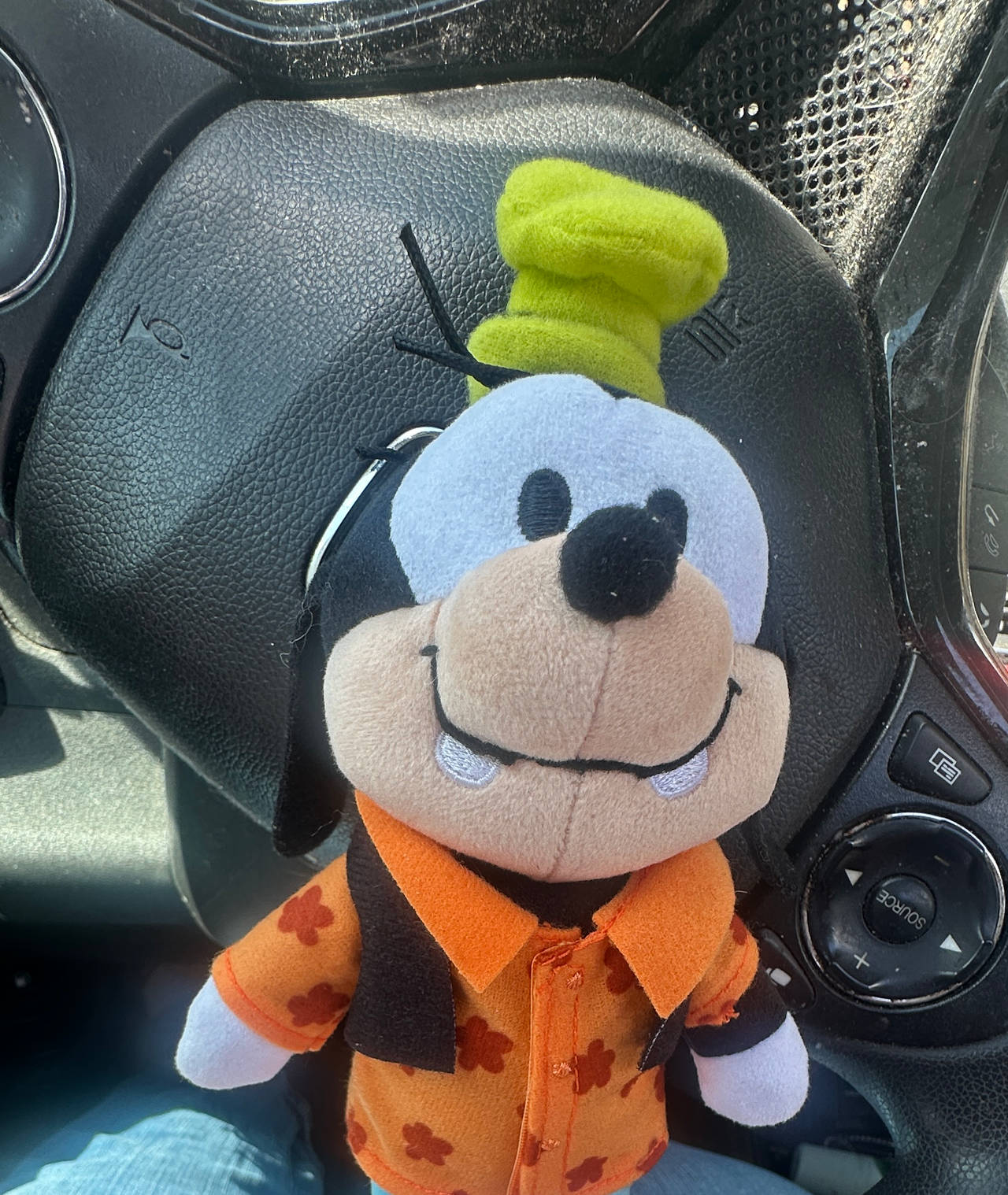 Disney Parks NUIMO GOOFY collectible poseable plush stuffed animal *retired*.