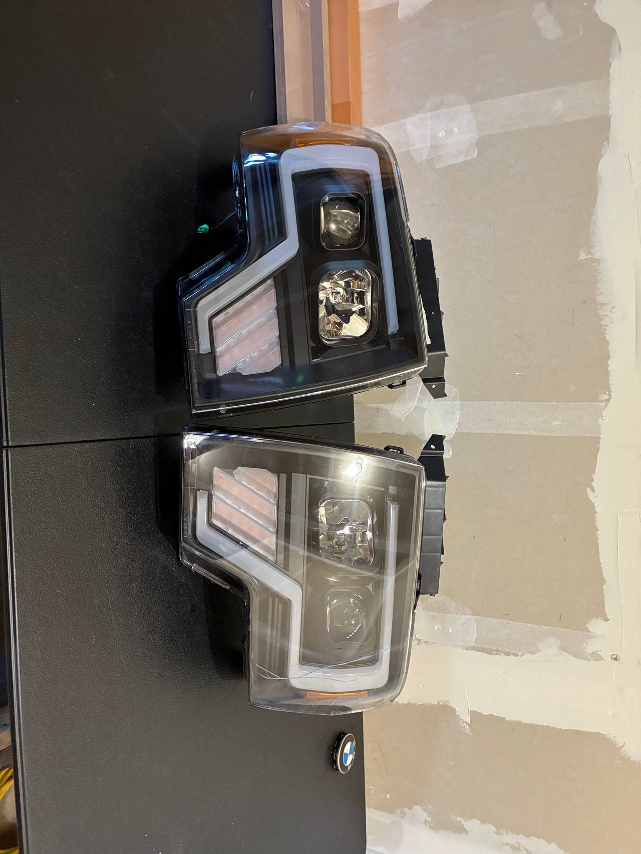 Ford F-150 LED Headlights. FR560-B1QPA-PC8V