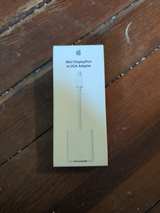 Apple Mini DisplayPort to VGA Adapter - Image 2