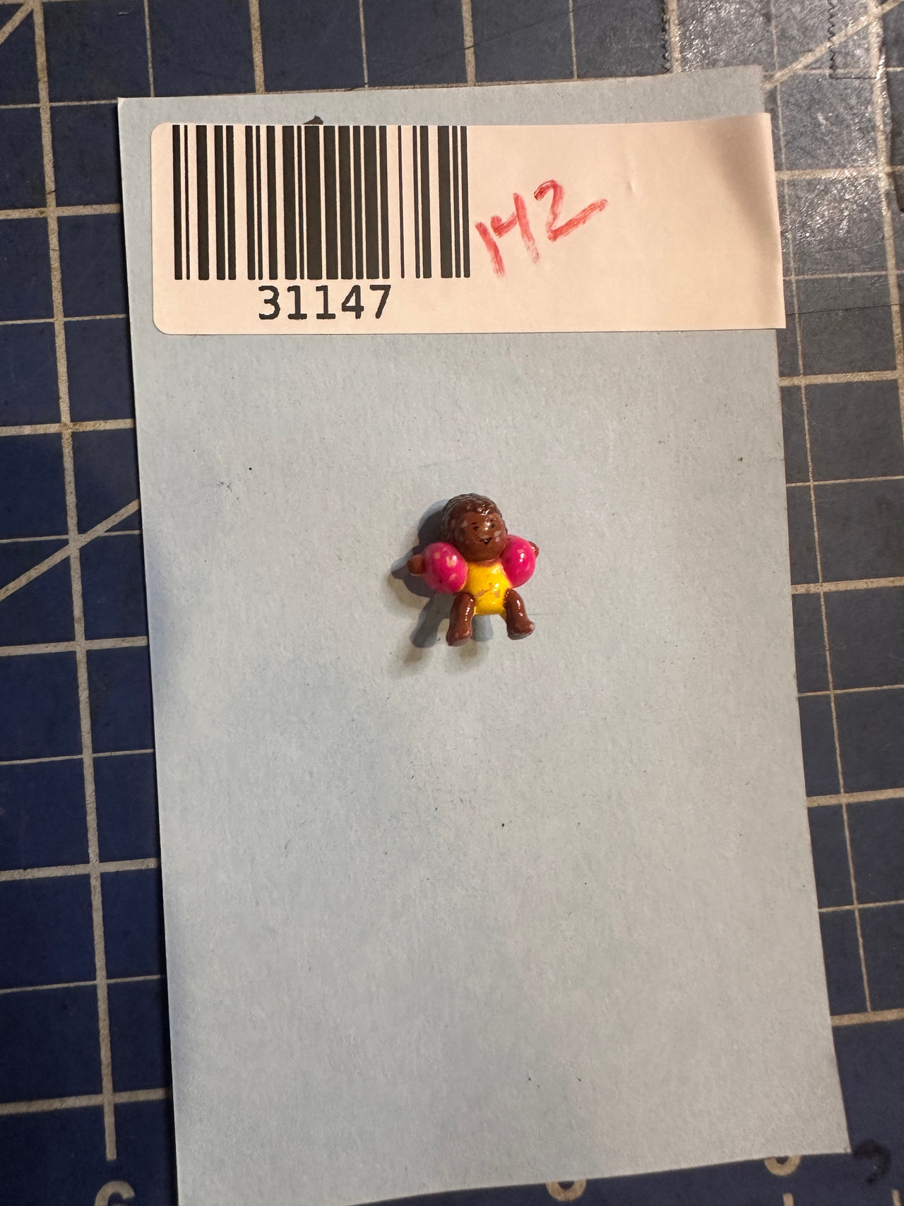 Polly Pocket Baby Figure with Pink  floated Bluebird vtg 90s.  142