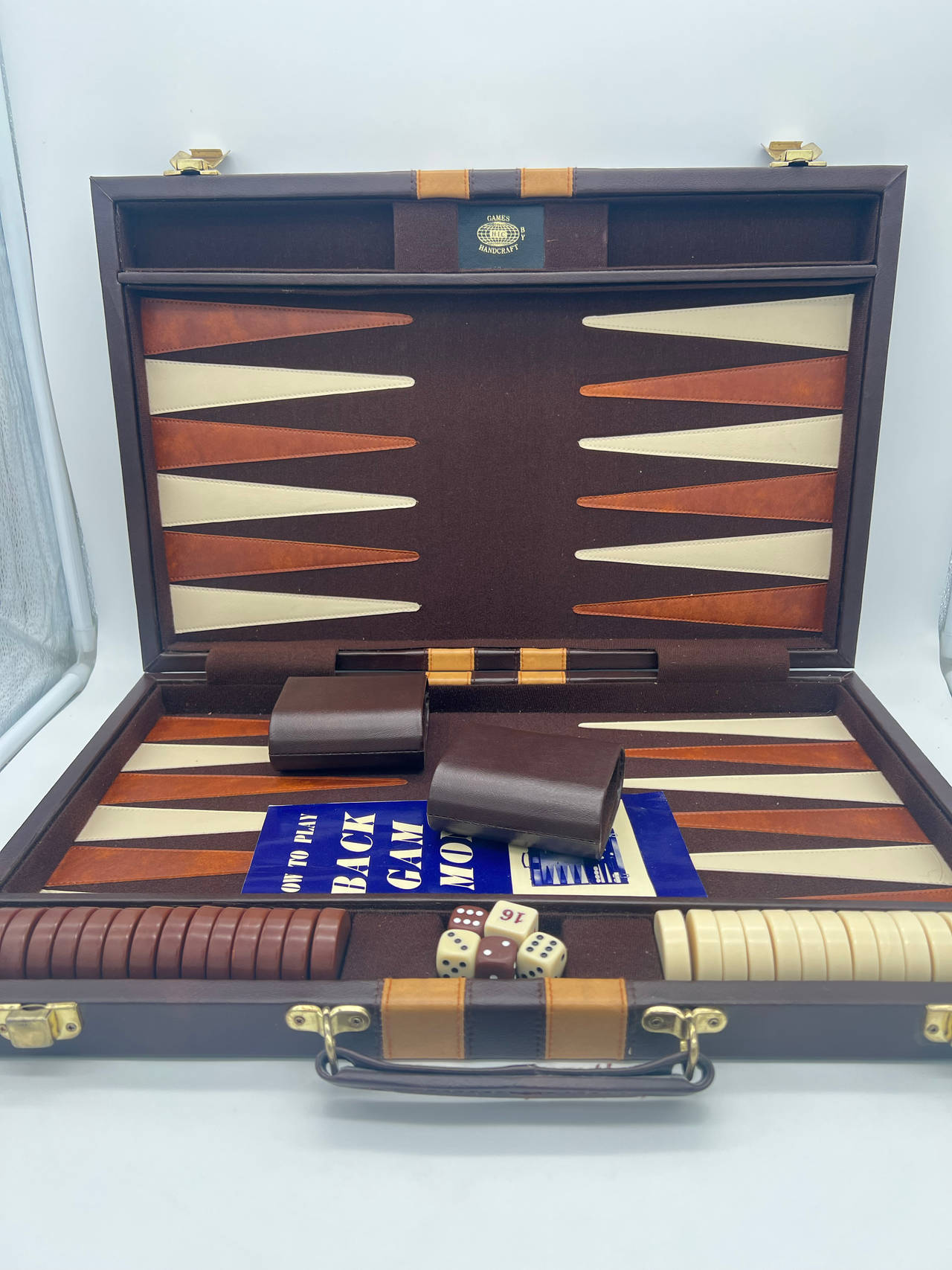 Vintage HIC Handcraft Backgammon Set Complete 18.25” Travel Case Brown Tan
