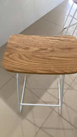 Stackable Bar Stools with Wooden Seat and White Metal Frame - Image 2