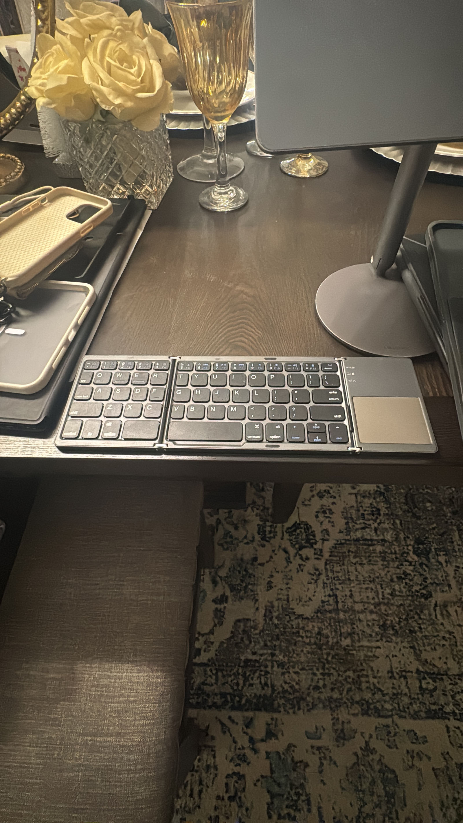 Samsers Foldable Bluetooth Keyboard with Touchpad