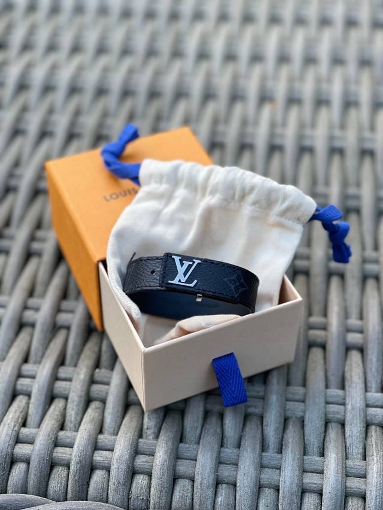 Louis Vuitton LV Slim bracelet size 21 adjustable men and woman