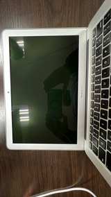 Apple MacBook Air 13-inch (2017) - Image 3
