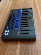 Arturia MiniLab 3 25-Key MIDI Controller - Image 4