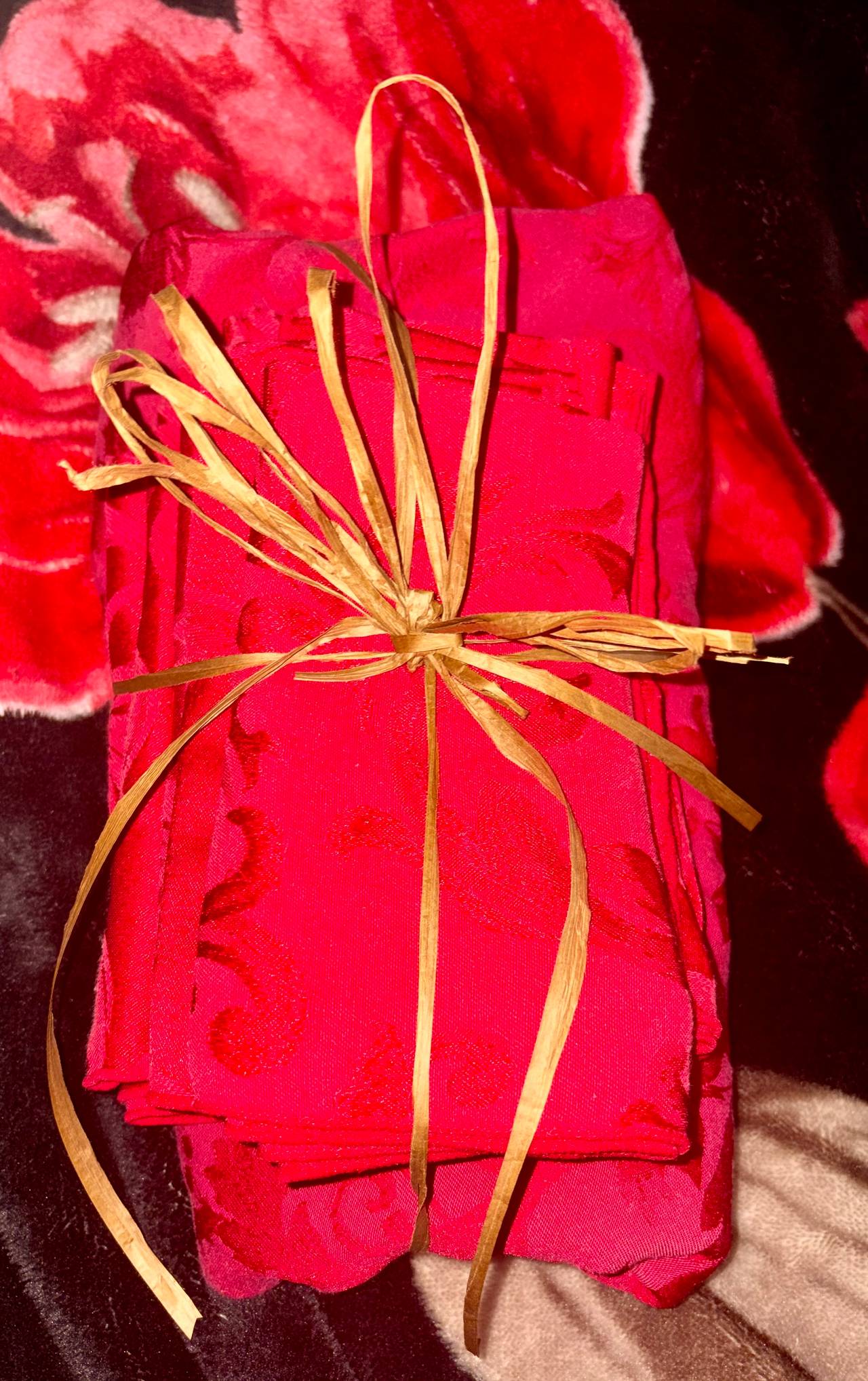 Red Damask Cloth Napkins Set