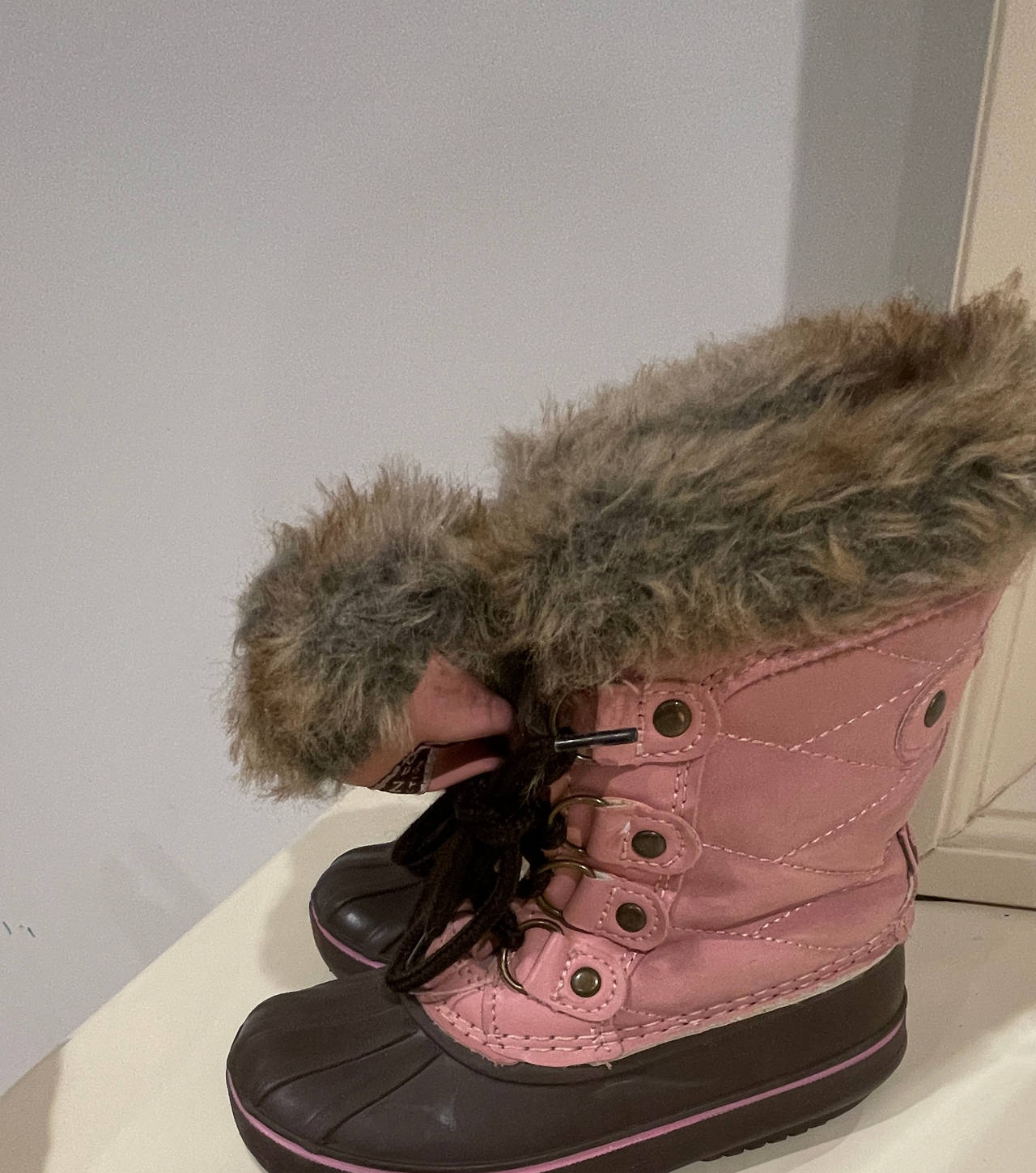 London Fog Pink Faux Fur Snow Boots