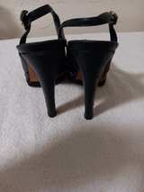 Chanel Navy Blue Leather Chain Link Slingback Pumps - Image 6