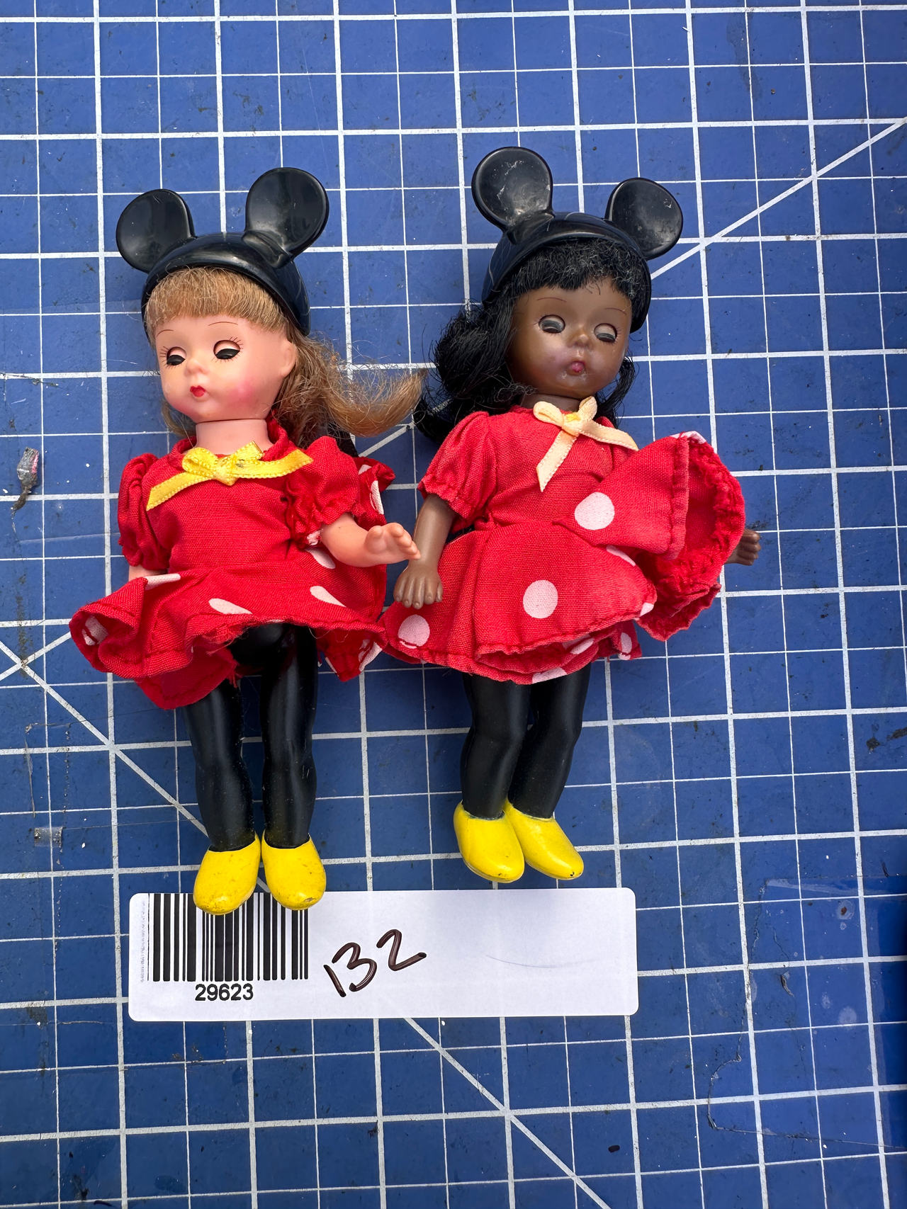 Madame Alexander Disney Minnie Mouse dolls 2 pcs. 132-23