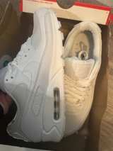Nike Air Max 90 Triple White Mens 7.5 - Image 2