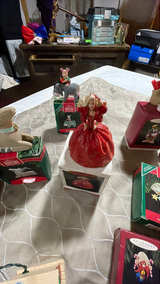 Vintage Christmas Ornament Set - Image 4