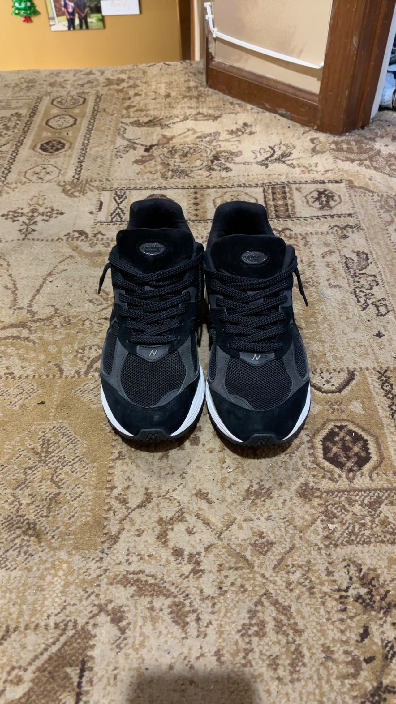 New Balance 2002R Black white