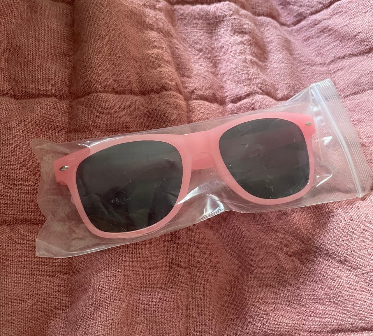 Clove pink sunglasses 