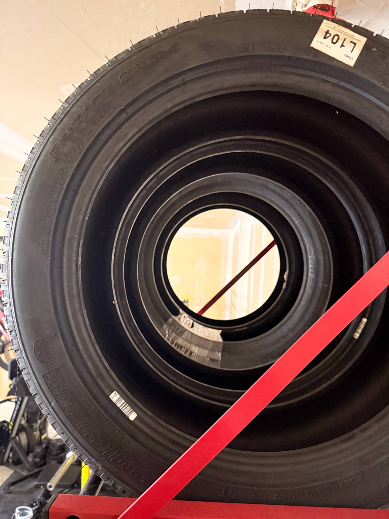 Michelin Primacy MXM4 235/45R18 Tire