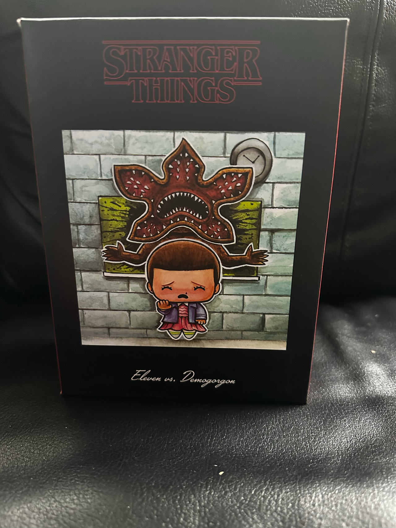 Loot Crate Stranger Things Eleven vs. Demogorgon Diorama Figure