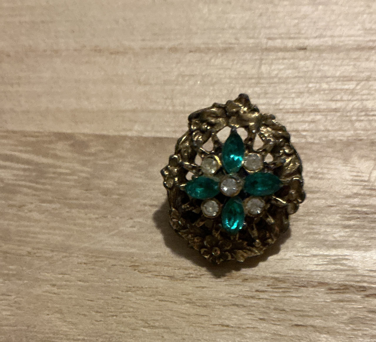 Vintage Gold-Tone Green Rhinestone Brooch