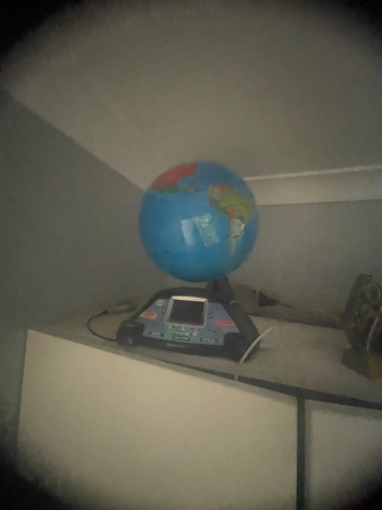 LeapFrog Magic Adventures Globe