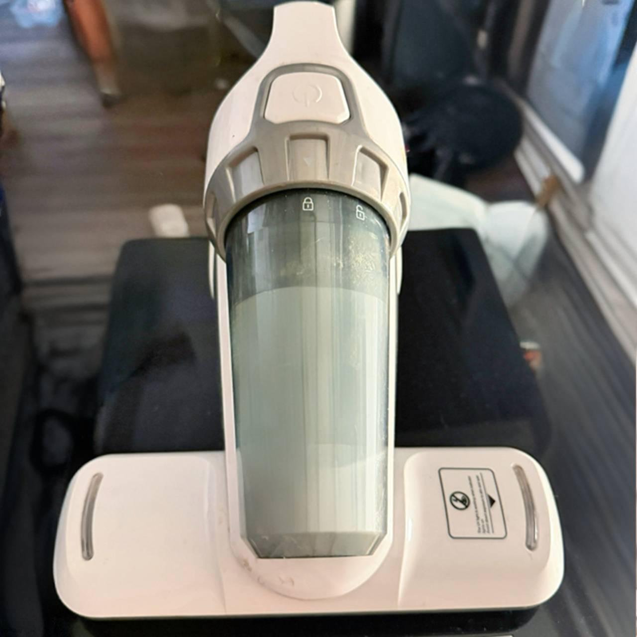 IRIS USA Handheld Mattress Vacuum Cleaner